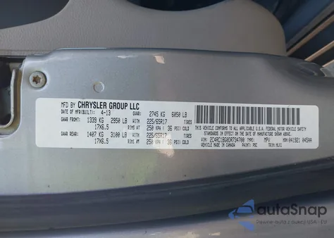 2013 Chrysler Town & Country Touring z USA, uszkodzony, nr VIN 2C4RC1BG0DR734700